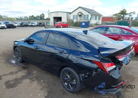 2022 Hyundai Elantra Sel from USA, damaged, VIN KMHLS4AG5NU307198
